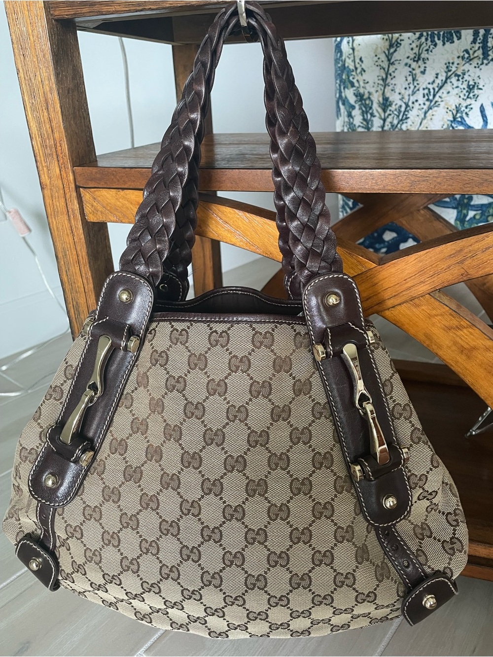 Gucci Brown GG Canvas Shoulder Bag with Braided Dark Brown Handles. Authentic. - Picture 3 of 11